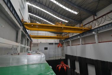 চীন High Speed Industrail Hydraulic Double Beam Grab Crane , Grab Bucket Four Link Portal সরবরাহকারী